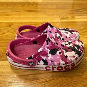 CROCS Pink and Black Camo Sandals
